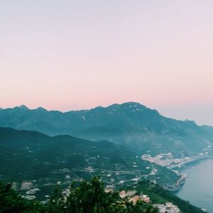 Meet your Posher, Faith